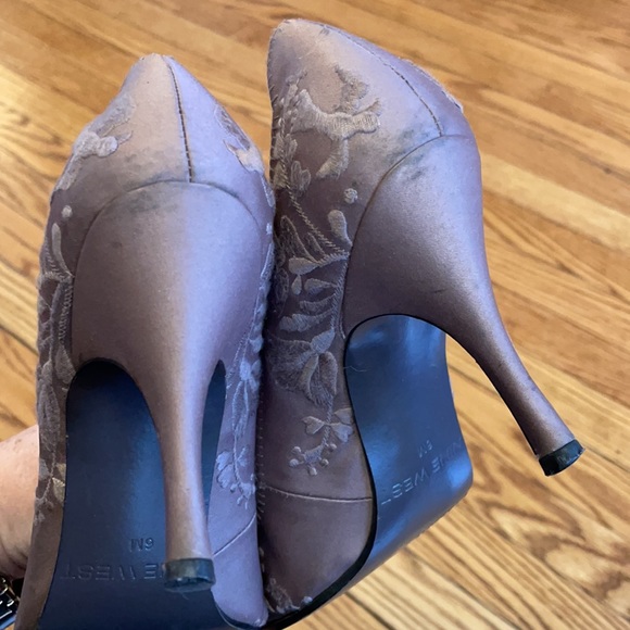 Nine West First Dance Vintage Pumps Satin Heels - Picture 13 of 13